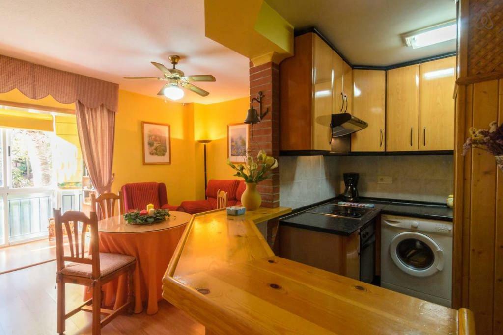 Cozy & Charming Apartment Almunecar Luaran gambar